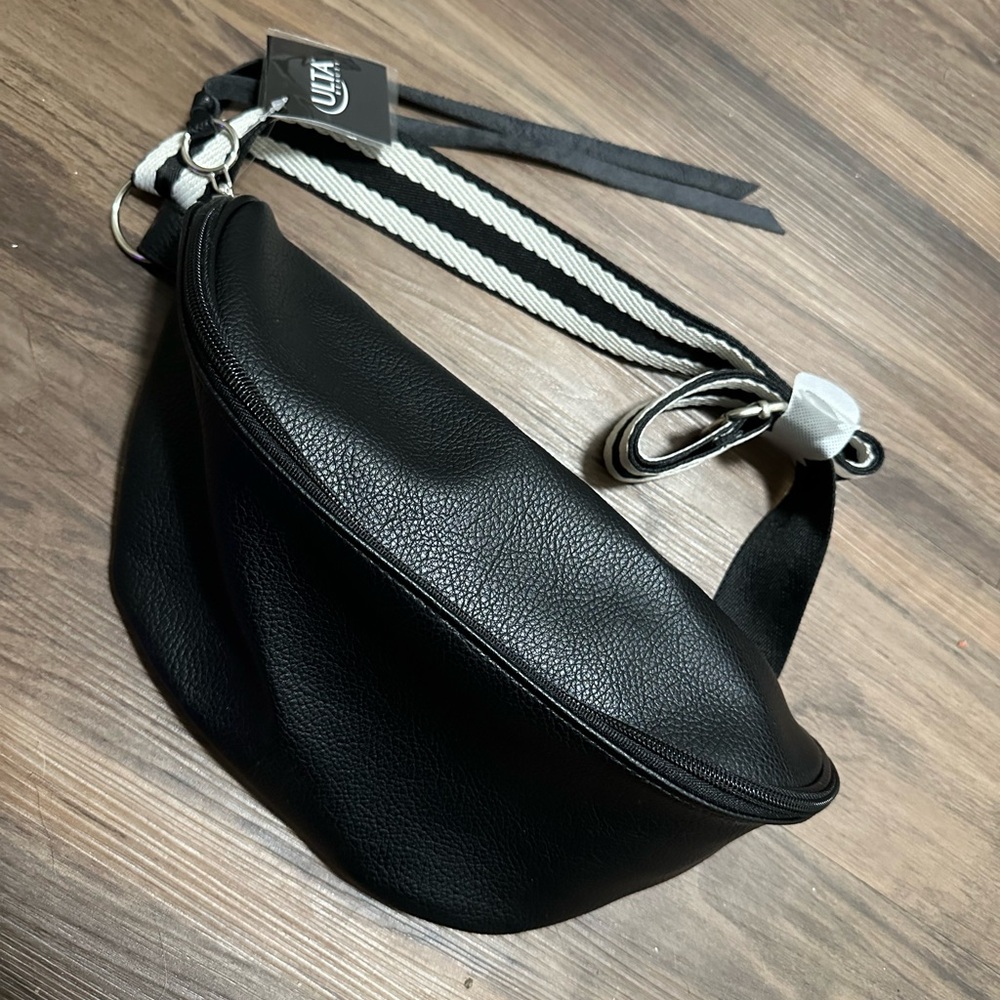 NWT Ulta belt bag!